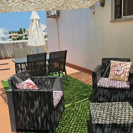 Fred E Kika Holidays 公寓