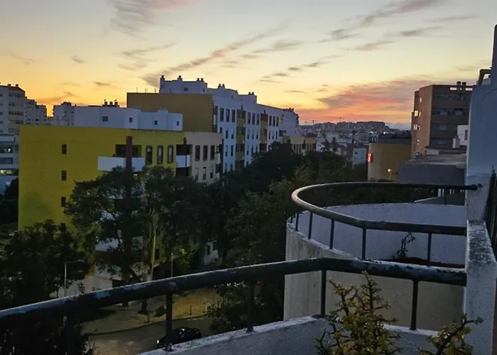 Fred E Kika Holidays *